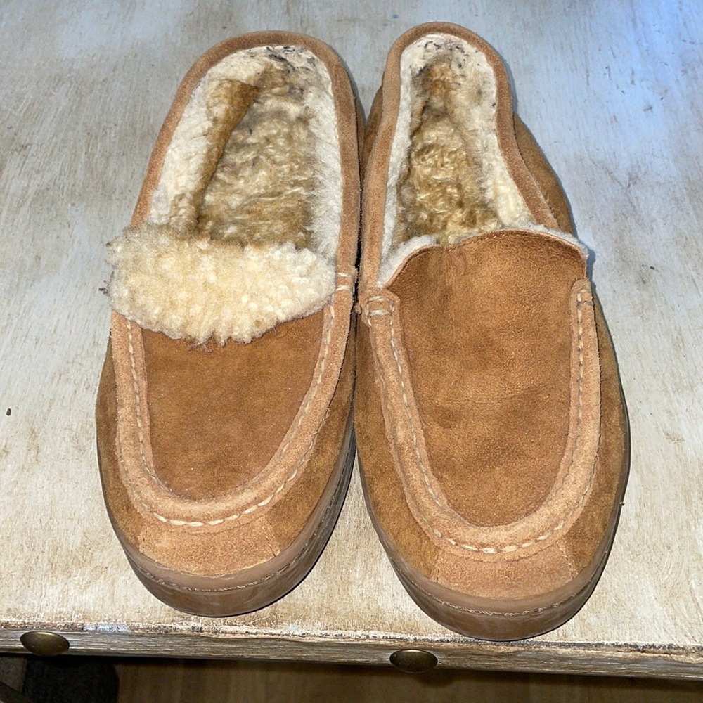Acorn Men’s Sheepskin Suede Loafer’s